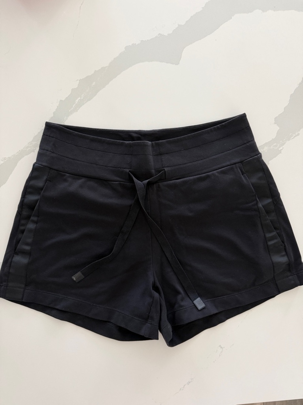 Black Athleta Metro Downtown Shorts, Size Small